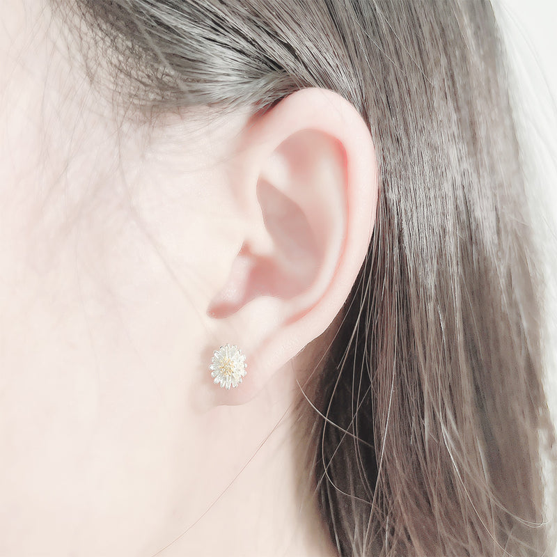 bloom stud earrings